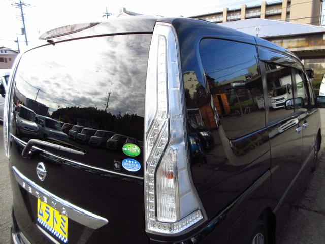 セレナ ハイウェイスターＳ－ＨＶアドバンスドセーフティパック　後期型　大型ナビ　フルセグ　ＥＴＣ　全周囲カメラ　両側パワースライドドア　フリップダウンモニター　純正エアロ　純正アルミ　ＬＥＤオートライト　フォグ　前後ソナー　インテリキー　クルーズコントロール（19枚目）