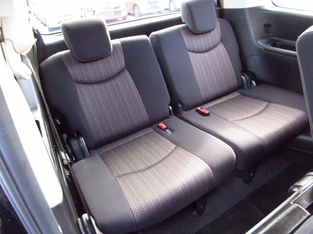 セレナ ハイウェイスターＳ－ＨＶアドバンスドセーフティパック　後期型　大型ナビ　フルセグ　ＥＴＣ　全周囲カメラ　両側パワースライドドア　フリップダウンモニター　純正エアロ　純正アルミ　ＬＥＤオートライト　フォグ　前後ソナー　インテリキー　クルーズコントロール（28枚目）