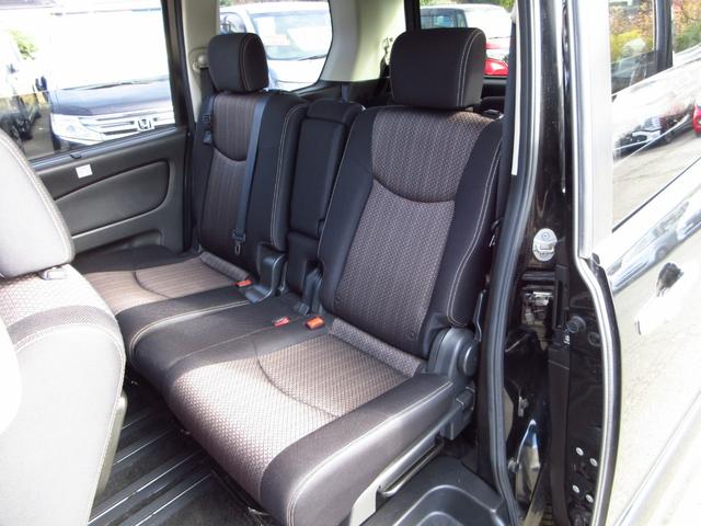 セレナ ハイウェイスターＳ－ＨＶアドバンスドセーフティパック　後期型　大型ナビ　フルセグ　ＥＴＣ　全周囲カメラ　両側パワースライドドア　フリップダウンモニター　純正エアロ　純正アルミ　ＬＥＤオートライト　フォグ　前後ソナー　インテリキー　クルーズコントロール（31枚目）