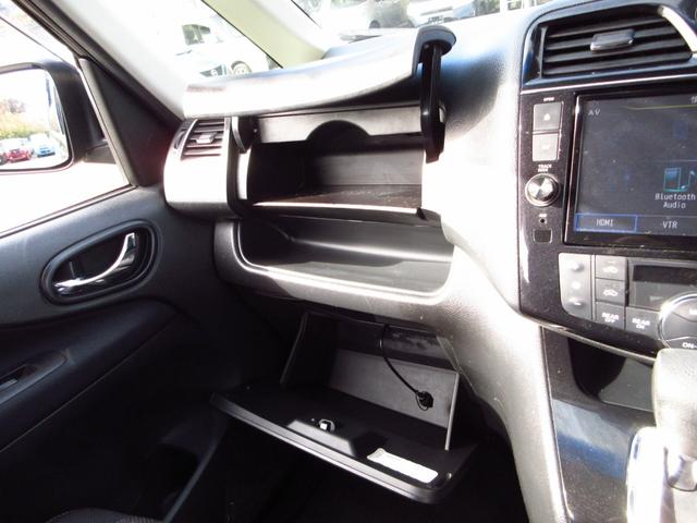 セレナ ハイウェイスターＳ－ＨＶアドバンスドセーフティパック　後期型　大型ナビ　フルセグ　ＥＴＣ　全周囲カメラ　両側パワースライドドア　フリップダウンモニター　純正エアロ　純正アルミ　ＬＥＤオートライト　フォグ　前後ソナー　インテリキー　クルーズコントロール（56枚目）