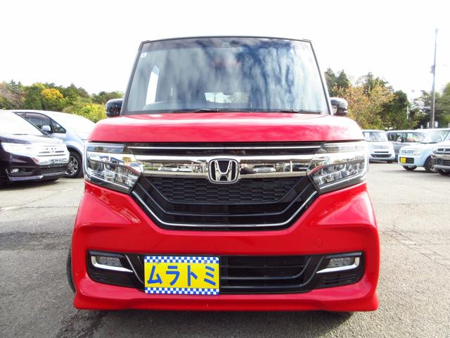 Ｎ－ＢＯＸカスタム Ｇ・Ｌターボホンダセンシング　雹害車　ターボ　ツートンカラー　ホンダセンシング　ナビ　フルセグ　ＥＴＣ　Ｂカメラ　両側パワースライドドア　パドルシフト　クルーズコントロール　ＬＥＤオートライト　フォグ　革巻きステア　コンビシート（3枚目）