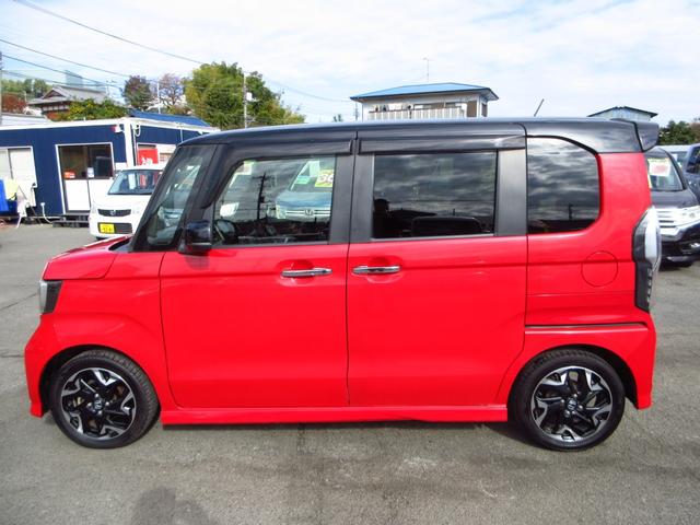 Ｎ－ＢＯＸカスタム Ｇ・Ｌターボホンダセンシング　雹害車　ターボ　ツートンカラー　ホンダセンシング　ナビ　フルセグ　ＥＴＣ　Ｂカメラ　両側パワースライドドア　パドルシフト　クルーズコントロール　ＬＥＤオートライト　フォグ　革巻きステア　コンビシート（5枚目）