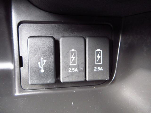 Ｎ－ＢＯＸカスタム Ｇ・Ｌターボホンダセンシング　雹害車　ターボ　ツートンカラー　ホンダセンシング　ナビ　フルセグ　ＥＴＣ　Ｂカメラ　両側パワースライドドア　パドルシフト　クルーズコントロール　ＬＥＤオートライト　フォグ　革巻きステア　コンビシート（48枚目）