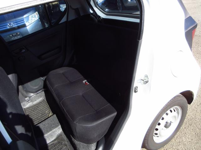 ミライース Ｂ　ＳＡＩＩＩ　スマートアシスト　ＣＤ　ＡＵＸ　ＥＴＣ　アイドリングストップ　フロントドアバイザー　フロントパワーウィンドウ　前後ソナー　キーレスキー　予備キー　プライバシーガラス　取説　保証書（29枚目）