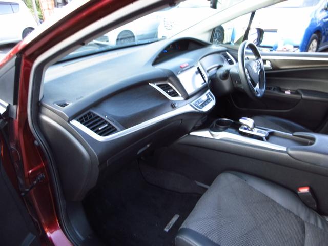 ジェイド ハイブリッドＸ　６人乗り　衝突軽減ブレーキ　ナビ　フルセグ　ＨＤＭＩ　ＥＴＣ　Ｂカメラ　コンビシート　クルーズコントロール　純正アルミ　ＬＥＤオートライト　フォグ　スマートキー　カーテンエアバッグ　ステアリモコン（29枚目）