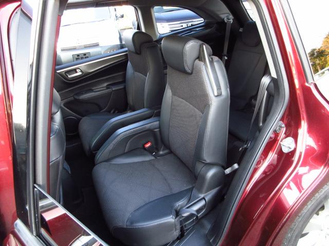 ジェイド ハイブリッドＸ　６人乗り　衝突軽減ブレーキ　ナビ　フルセグ　ＨＤＭＩ　ＥＴＣ　Ｂカメラ　コンビシート　クルーズコントロール　純正アルミ　ＬＥＤオートライト　フォグ　スマートキー　カーテンエアバッグ　ステアリモコン（31枚目）