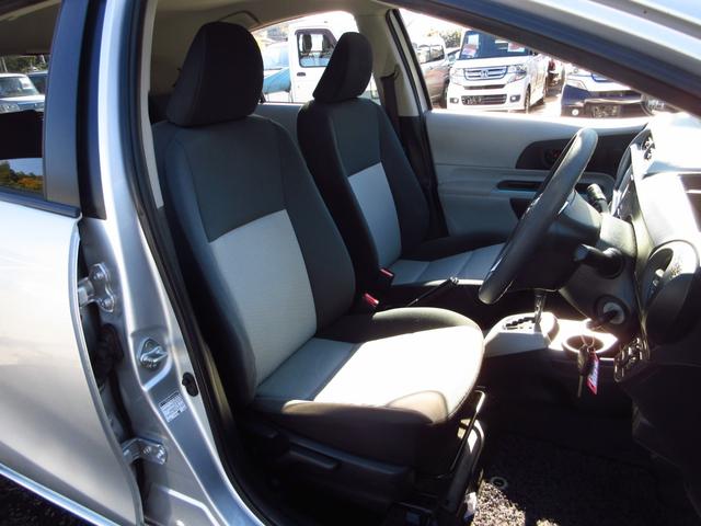 アクア Ｓ　ナビ　テレビ　ＣＤ　ＡＵＸ　ＥＴＣ　Ｂカメラ　オートエアコン　キーレスキー　ステアリモコン　ドアバイザー　プライバシーガラス　スペアキー　取説（24枚目）