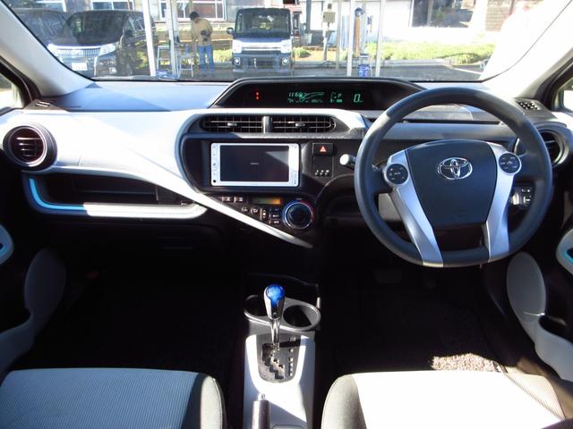 アクア Ｓ　ナビ　テレビ　ＣＤ　ＡＵＸ　ＥＴＣ　Ｂカメラ　オートエアコン　キーレスキー　ステアリモコン　ドアバイザー　プライバシーガラス　スペアキー　取説（36枚目）