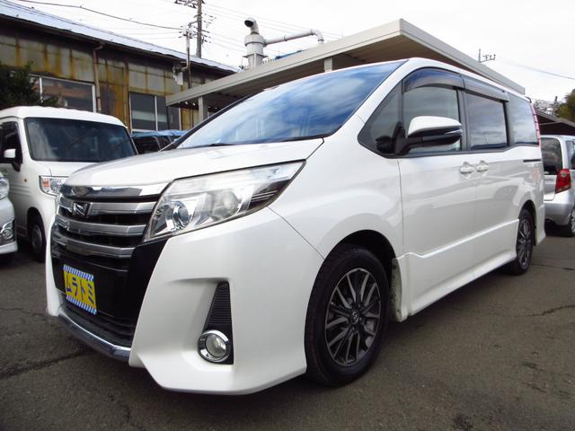 ノア Ｓｉ　７人乗り　ナビ　フルセグ　ＥＴＣ　Ｂカメラ　フリップダウンモニター　両側パワースライドドア　純正エアロ　純正アルミ　ＬＥＤオートライト　フォグ　リアスモークフィルム　シートカバー　革巻きステアリング（4枚目）