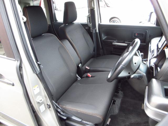 スペーシアギア ハイブリッドＸＺ　４ＷＤ　レンタカーアップ　ナビ　テレビ　ＥＴＣ　全周囲カメラ　両側パワースライドドア　衝突軽減ブレーキ　社外アルミ　ＬＥＤオートライト　フォグ　ルーフレール　リアソナー　革巻きステア　オートエアコン（11枚目）