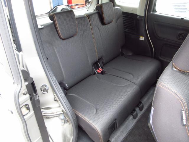 スペーシアギア ハイブリッドＸＺ　４ＷＤ　レンタカーアップ　ナビ　テレビ　ＥＴＣ　全周囲カメラ　両側パワースライドドア　衝突軽減ブレーキ　社外アルミ　ＬＥＤオートライト　フォグ　ルーフレール　リアソナー　革巻きステア　オートエアコン（12枚目）