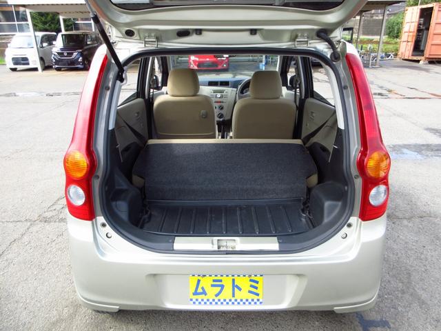 プレオ Ｆ　雹害車　５速マニュアル　純正デッキ　ＣＤ　キーレスキー　予備キー　電格ミラー　ドアバイザー　プライバシーガラス　イモビライザー　タイミングチェーン　取り扱い説明書（31枚目）