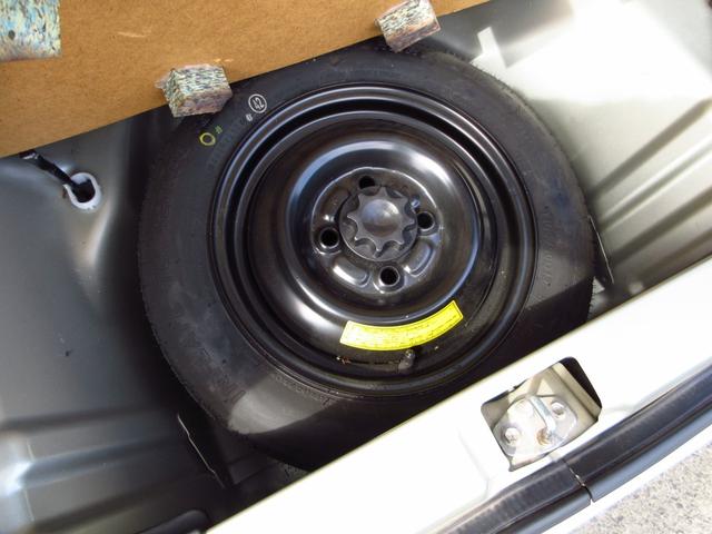 プレオ Ｆ　雹害車　５速マニュアル　純正デッキ　ＣＤ　キーレスキー　予備キー　電格ミラー　ドアバイザー　プライバシーガラス　イモビライザー　タイミングチェーン　取り扱い説明書（32枚目）