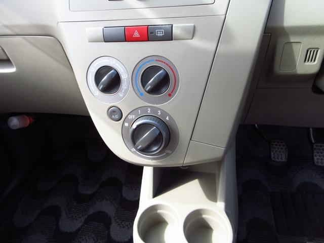 プレオ Ｆ　雹害車　５速マニュアル　純正デッキ　ＣＤ　キーレスキー　予備キー　電格ミラー　ドアバイザー　プライバシーガラス　イモビライザー　タイミングチェーン　取り扱い説明書（39枚目）