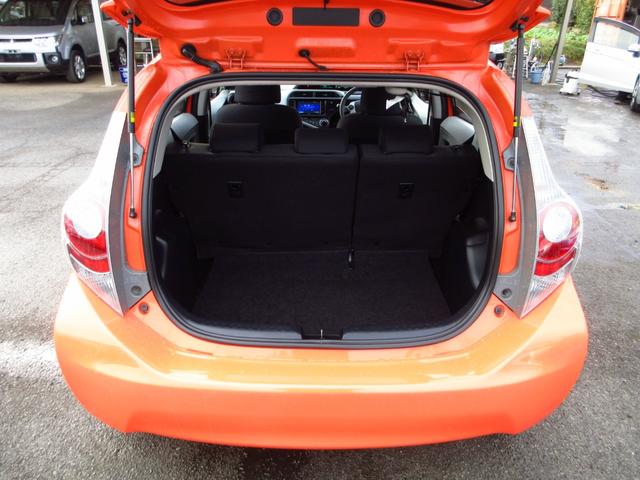 アクア Ｓ　ナビ　フルセグ　ブルートゥース　ＥＴＣ　Ｂカメラ　前後ドラレコ　社外アルミ　リアスポイラー　オートライト　オートエアコン　スマートキー　前席シートヒーター　ナノイー　ドアバイザー　プライバシーガラス（31枚目）