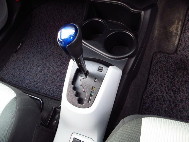 アクア Ｓ　ナビ　フルセグ　ブルートゥース　ＥＴＣ　Ｂカメラ　前後ドラレコ　社外アルミ　リアスポイラー　オートライト　オートエアコン　スマートキー　前席シートヒーター　ナノイー　ドアバイザー　プライバシーガラス（40枚目）