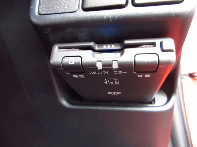 アクア Ｓ　ナビ　フルセグ　ブルートゥース　ＥＴＣ　Ｂカメラ　前後ドラレコ　社外アルミ　リアスポイラー　オートライト　オートエアコン　スマートキー　前席シートヒーター　ナノイー　ドアバイザー　プライバシーガラス（42枚目）