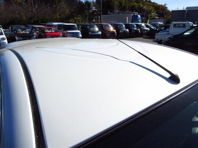 マーチ ニスモ　Ｓ　５速マニュアル　ニスモシート２脚　純正エアロ　純正アルミ　オートライト　インテリキー　社外デッキ　ＣＤ　ＡＵＸ　ＵＳＢ　ＥＴＣ　オートエアコン　オート電格ミラー　プライバシーガラス（10枚目）