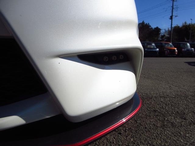 マーチ ニスモ　Ｓ　５速マニュアル　ニスモシート２脚　純正エアロ　純正アルミ　オートライト　インテリキー　社外デッキ　ＣＤ　ＡＵＸ　ＵＳＢ　ＥＴＣ　オートエアコン　オート電格ミラー　プライバシーガラス（26枚目）