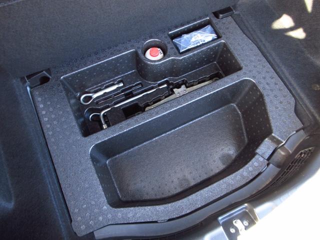 フィット 13G・Fパッケージ 5速マニュアル ナビ ブルートゥース ETC Bカメラ 前後ドライブレコーダー スマートキー アイストップ 社外アルミ CTBA ドアバイザー プライバシーガラス カーテンエアバッグ 保証書(40枚目)