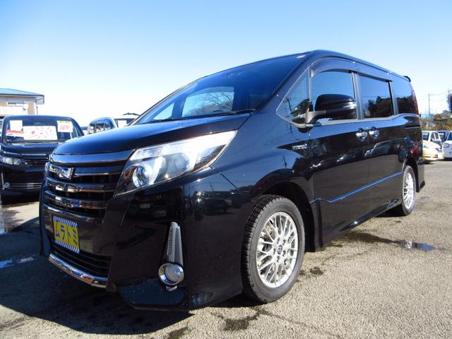 ノア ハイブリッドSi ダブルバイビー 雹害車 7人乗り 大型ナビ フルセグ ETC Bカメラ フリップダウンモニター 両側パワースライドドア 衝突軽減システム 純正エアロ 純正アルミ LEDオートライト フォグ クルーズコントロール(4枚目)
