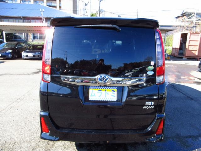 ノア ハイブリッドSi ダブルバイビー 雹害車 7人乗り 大型ナビ フルセグ ETC Bカメラ フリップダウンモニター 両側パワースライドドア 衝突軽減システム 純正エアロ 純正アルミ LEDオートライト フォグ クルーズコントロール(6枚目)