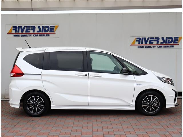 ハイブリッド・モデューロX ホンダセンシング 純正ナビ Bカメラ 地デジ ETC ハーフレザー LED レーダークルーズ 両電動 ドライブレコーダー 15AW レーダークルーズ 記録簿 ワンオーナー(5枚目)