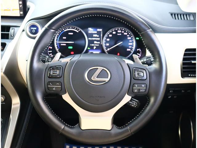 NX300h バージョンL サンルーフ モデリスタエアロ 3眼LED シーケンシャルウインカー マークレビンソン パノラミックビュー 純正ナビ BSM AC100V 白革エアシート 電動リアゲート リアシートヒーター 18AW(15枚目)