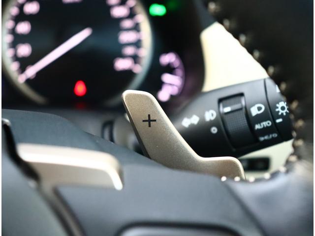 NX300h バージョンL サンルーフ モデリスタエアロ 3眼LED シーケンシャルウインカー マークレビンソン パノラミックビュー 純正ナビ BSM AC100V 白革エアシート 電動リアゲート リアシートヒーター 18AW(22枚目)