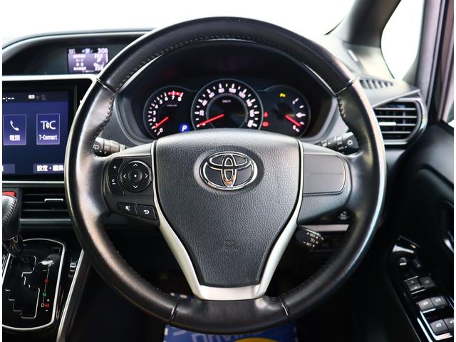 ヴォクシー ＺＳ　煌ＩＩ　純正１０型ナビ　１２．１型フリップダウンモニター　トヨタセーフティセンス　コーナーセンサー　フルセグＴＶ　バックカメラ　ＨＤＭＩ　ＥＴＣ２．０　両電動スライド　リアオートエアコン　前後ドラレコ　ＬＥＤ（18枚目）