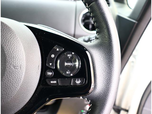 N-BOXカスタム L スタイル+ブラック ワンオーナー メモリーナビ フルセグTV ブルートゥース バックカメラ アダプティブクルーズ USB給電 シートヒーター ETC 記録簿 両側電動スライド スマートキー ドライブレコーダー LED(17枚目)