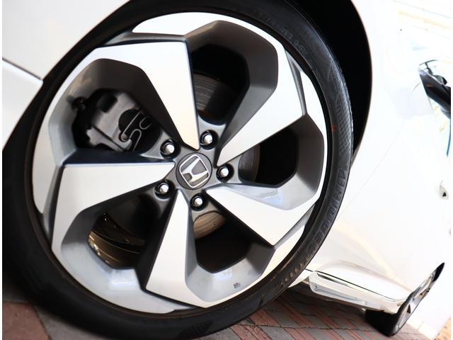 アコード EX モデューロエアロ 本革シート サンルーフ 純正ナビ フルセグTV バックカメラ ETC BSI HUD LEDライト 後席シートヒーター アダプティブクルーズ ワイヤレス充電 コーナーセンサー(20枚目)