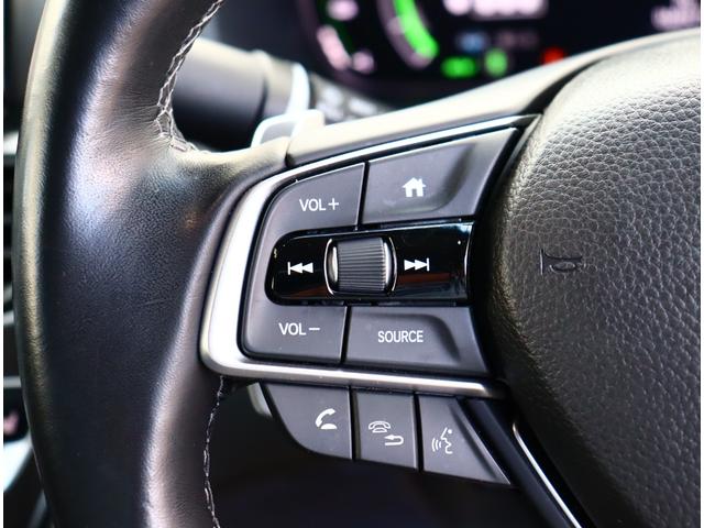 アコード EX モデューロエアロ 本革シート サンルーフ 純正ナビ フルセグTV バックカメラ ETC BSI HUD LEDライト 後席シートヒーター アダプティブクルーズ ワイヤレス充電 コーナーセンサー(27枚目)