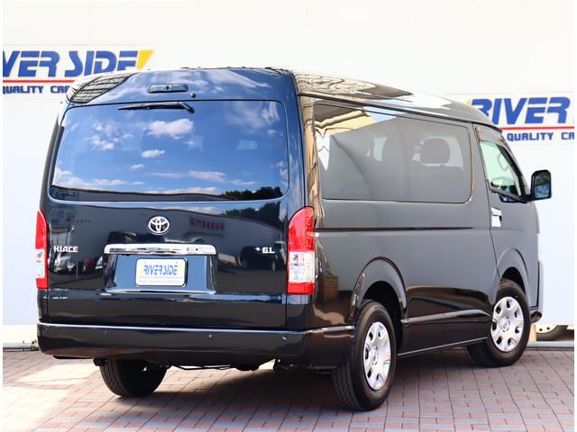 ハイエースワゴン ＧＬ　登録済未使用車　デジタルインナーミラー　パノラミックビューモニター　Ｔコネクトナビ　ＥＴＣ２．０　ＬＥＤ　プリクラッシュセーフティ　イージークローザー付き電動スライド　フロアマット　ドアバイザー（7枚目）
