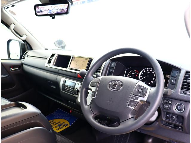 ハイエースワゴン ＧＬ　登録済未使用車　デジタルインナーミラー　パノラミックビューモニター　Ｔコネクトナビ　ＥＴＣ２．０　ＬＥＤ　プリクラッシュセーフティ　イージークローザー付き電動スライド　フロアマット　ドアバイザー（25枚目）