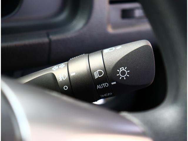 ハイエースワゴン ＧＬ　登録済未使用車　デジタルインナーミラー　パノラミックビューモニター　Ｔコネクトナビ　ＥＴＣ２．０　ＬＥＤ　プリクラッシュセーフティ　イージークローザー付き電動スライド　フロアマット　ドアバイザー（34枚目）