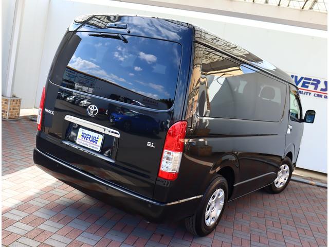 ハイエースワゴン ＧＬ　登録済未使用車　デジタルインナーミラー　パノラミックビューモニター　Ｔコネクトナビ　ＥＴＣ２．０　ＬＥＤ　プリクラッシュセーフティ　イージークローザー付き電動スライド　フロアマット　ドアバイザー（63枚目）