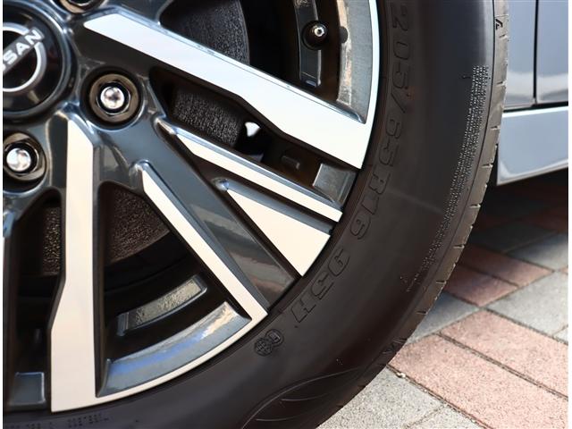 セレナ e-パワー ハイウェイスターV 防水シート フリップダウンモニター 12.3型ナビ アラウンドビュー プロパイロット BSM インテリジェントルームミラー ワイヤレス充電 リアオートエアコン 両電動スライド ETC2.0 1オーナー(17枚目)