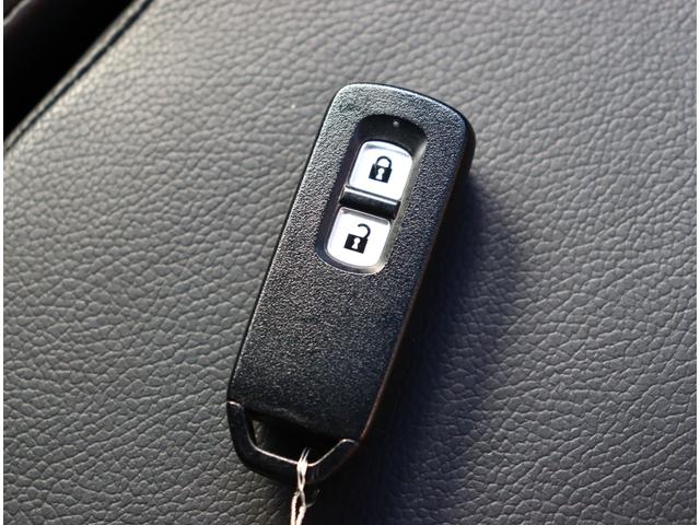 N-WGNカスタム G・ターボパッケージ CTBA 純正メモリーナビ フルセグTV バックカメラ ブルートゥース クルコン ETC スマートキー USB 15AW パドルシフト オートエアコン HID オートライト ハーフレザー サイドSRS(29枚目)