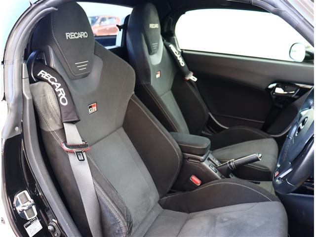 コペン ＧＲ　スポーツ　記録簿　アイドリングストップ　レカロシート　ＢＢＳアルミ　スマートキー　電動オープン（4枚目）