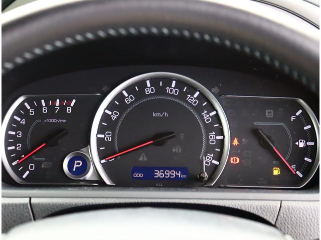 ヴォクシー ＺＳ　煌ＩＩ　純正１０型ナビ　１２型後席フリップダウンモニター　トヨタセーフティセンス　フルセグＴＶ　バックカメラ　ブルートゥース　両側パワースライド　ＬＥＤライト　スマートキー　オートエアコン　ＥＴＣ　ＨＤＭＩ（12枚目）