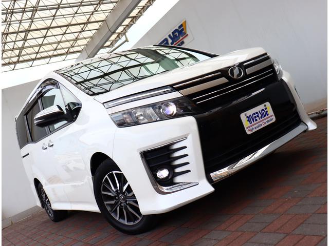 ヴォクシー ＺＳ　煌ＩＩ　純正１０型ナビ　１２型後席フリップダウンモニター　トヨタセーフティセンス　フルセグＴＶ　バックカメラ　ブルートゥース　両側パワースライド　ＬＥＤライト　スマートキー　オートエアコン　ＥＴＣ　ＨＤＭＩ（43枚目）