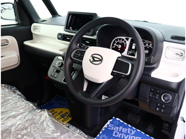 ムーヴキャンバス ストライプスＧ　届出済未使用車　オプションカラー　両側パワースライド　ホットカップホルダー　コーナーセンサー　スマートアシスト　誤発進抑制機能　対歩行者衝突回避支援ブレーキ　ＬＥＤライト　シートヒーター　スマートキー（11枚目）