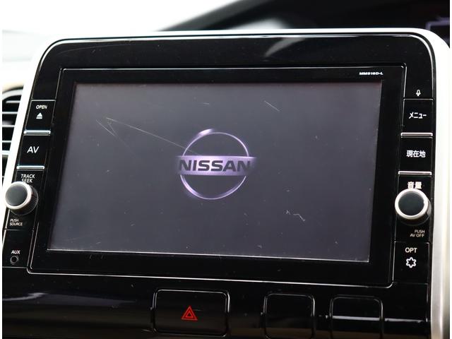 セレナ ハイウェイスター　エマジェンシーブレーキ　純正９インチナビ　フルセグＴＶ　ブルートゥースオーディオ　バックカメラ　ＥＴＣ　ＤＶＤ・ブルーレイ再生　インテリジェントキー　ＬＥＤヘッドライト　１５ＡＷ　クルコン　ドラレコ（21枚目）