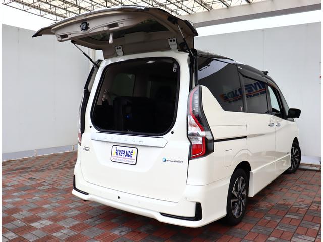 NISSAN SERENA E-POWER HIGHWAY STAR V