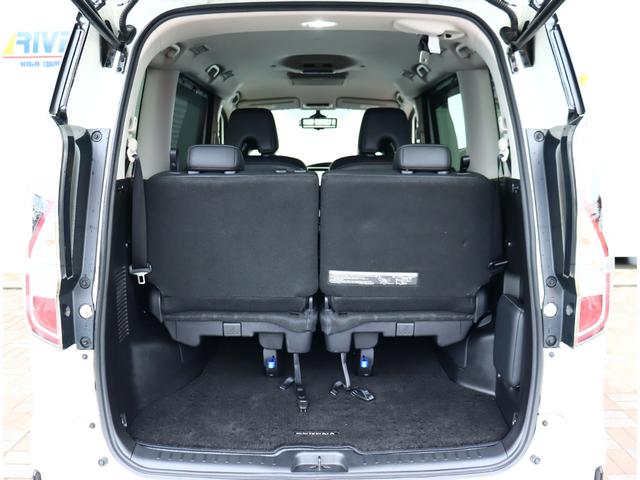 NISSAN SERENA E-POWER HIGHWAY STAR V