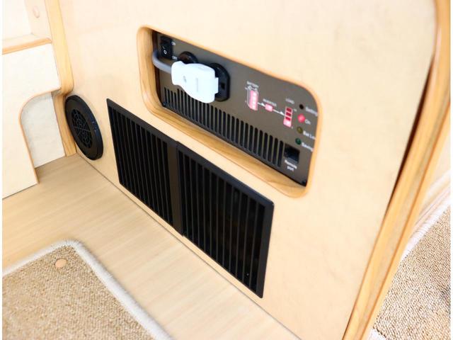 ハイエースバン ロングDX GLパッケージ キャンピング FOCS Dsコンパクト フジカーズ製 ナビTVバックカメラ ETC2.0 前後ドラレコ フリップダウンモニター 冷蔵庫 ベットキット 電子レンジ シンク 給排水タンク FFヒーター(41枚目)