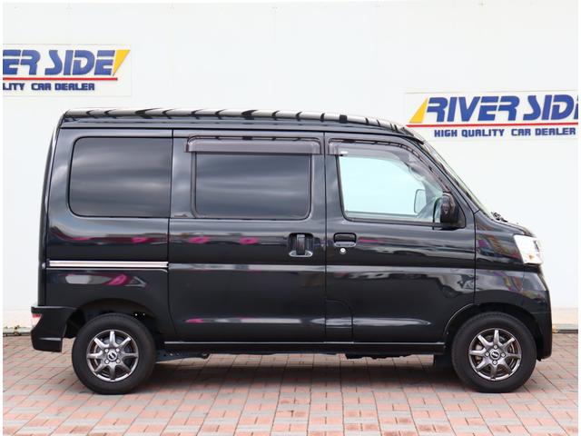 ハイゼットカーゴ クルーズＳＡＩＩＩ　ビジネスパック　ＥＴＣ　キーレス　衝突軽減ブレーキ　オートハイビーム　クリアランスソナー　オーバーヘッドコンソール　ＬＥＤヘッド　社外アルミ（5枚目）