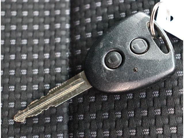 ハイゼットカーゴ クルーズＳＡＩＩＩ　ビジネスパック　ＥＴＣ　キーレス　衝突軽減ブレーキ　オートハイビーム　クリアランスソナー　オーバーヘッドコンソール　ＬＥＤヘッド　社外アルミ（20枚目）