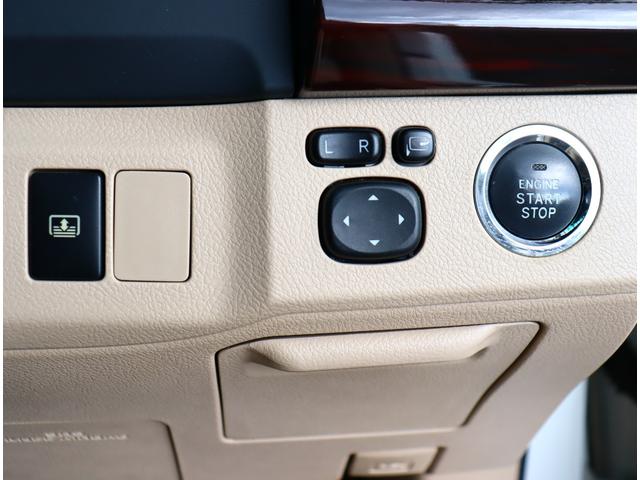 当店では気になる傷等は当店で綺麗な状態に修理してからのお渡しとなりますのでご安心下さい。あんしんまる見えｉＤ車両でご確認ください。